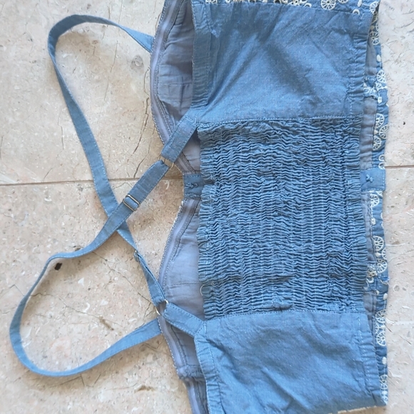 Denim-style crop top - Picture 3 of 4